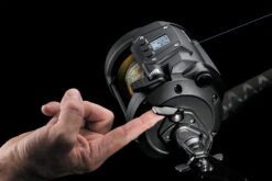 Daiwa Tanacom 1200 Power Assist Electric Dendoh Reel -Rapala Store Tanacom1200 free spool lever